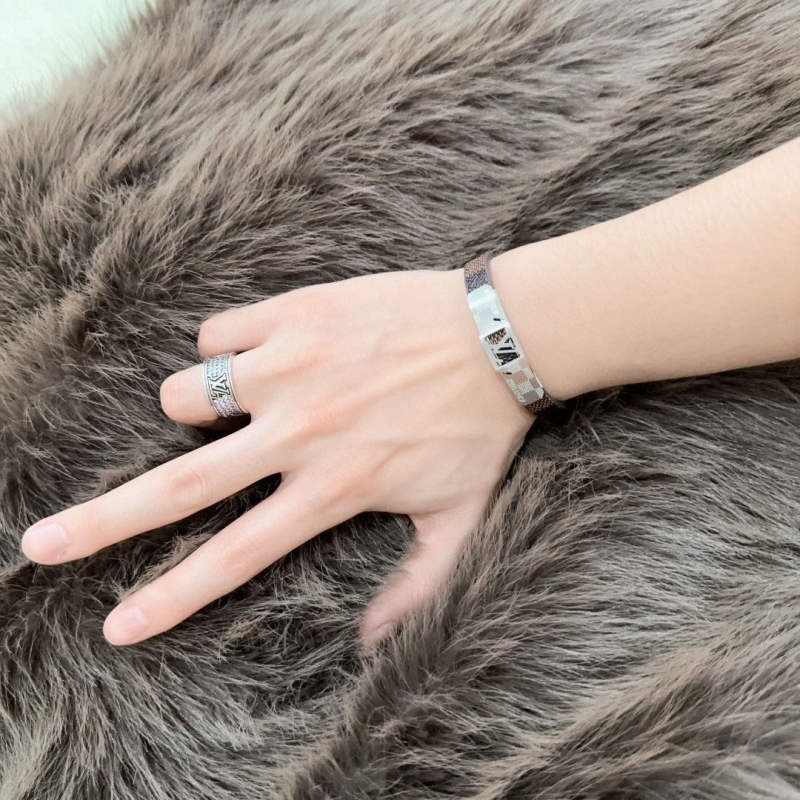LV Bracelets